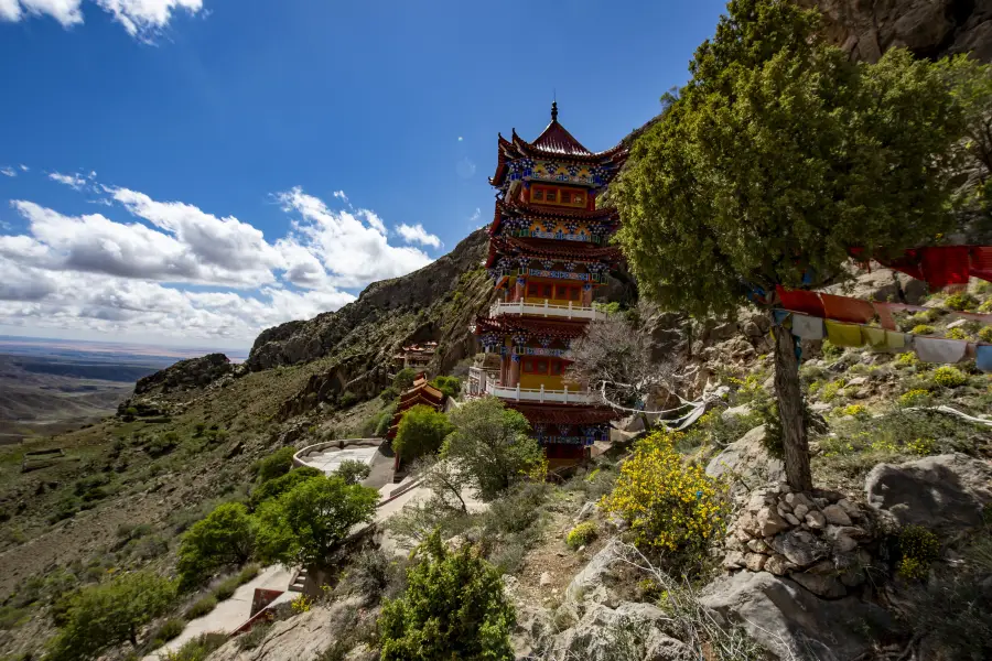 賀蘭山廣宗寺（南寺）生態旅遊區