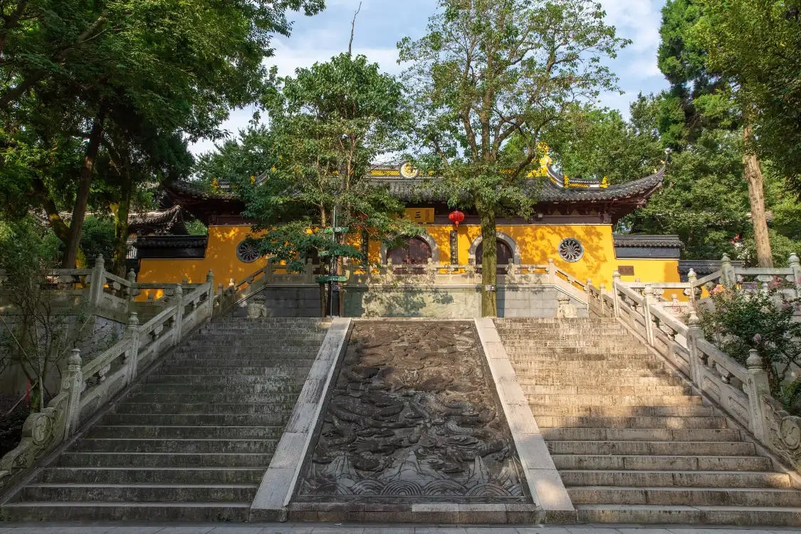 Hotels near san feng si