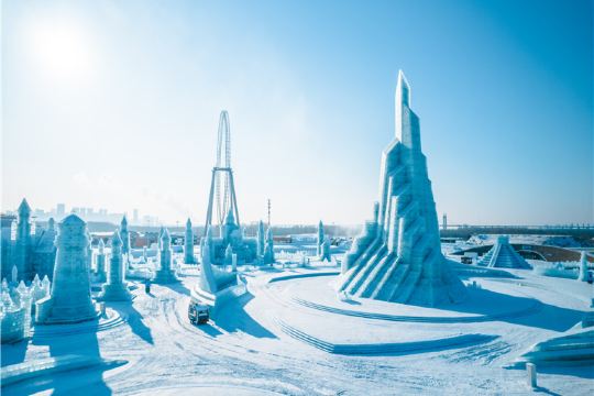 Ice and Snow Festival