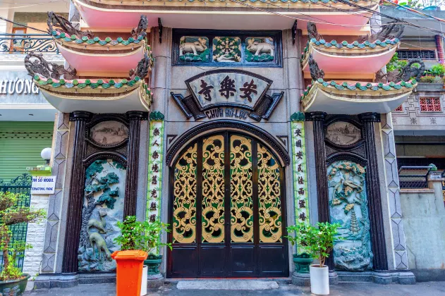 鄰近Cửa Hàng Tạp Hóa Nguyễn Thị Thanh Hiền的酒店