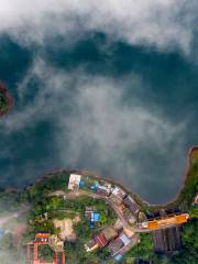 รีสอร์ทท่องเที่ยวเกาะยาวนานาชาติหาดเฮเลน