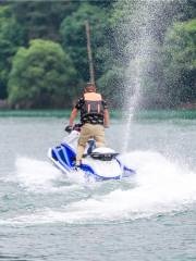 石燕湖逸景沖浪水上運動中心