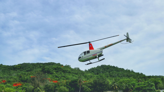 西島天鶴直升機基地
