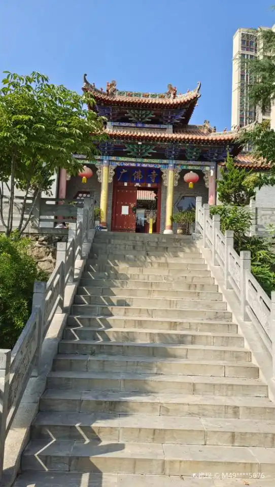 Hotels near Guangfu Temple