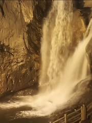 Cixiong Waterfall