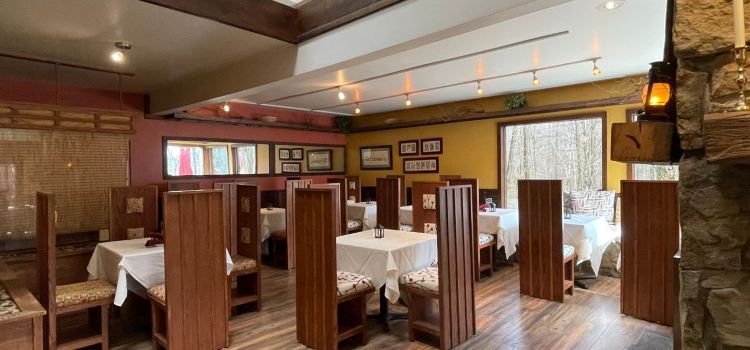 Tree Tops Restaurant