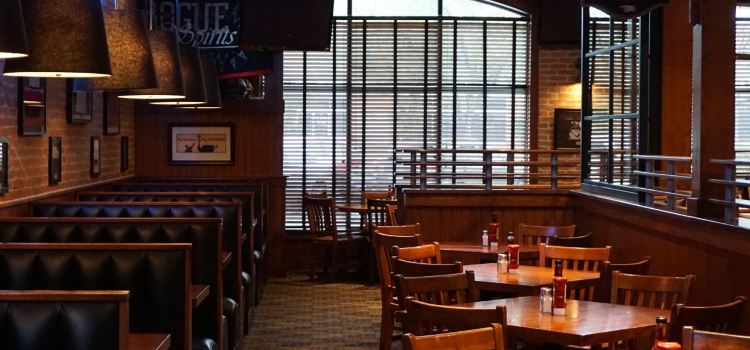 Rusty Bucket Restaurant and Tavern
