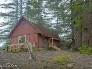 Coffman Cove Bunkhouse & Lodging