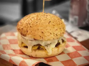 Burger1358