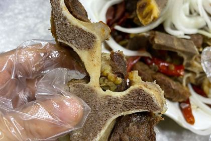 蘇來曼小烤肉店