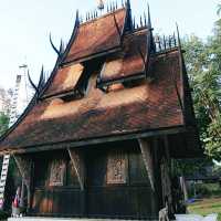 พิพิธภัณฑ์บ้านดำ