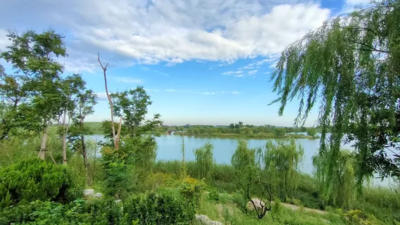 Ma Da Lake National Wetland Park