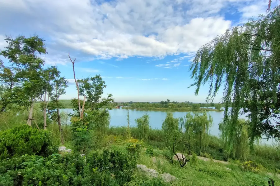 Ma Da Lake National Wetland Park