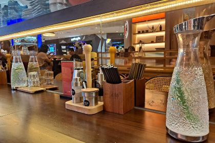 一豚轩·烧鸟·豚骨拉面(五四路店)