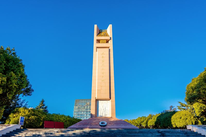 Yunnan Monument to the People's Heroes