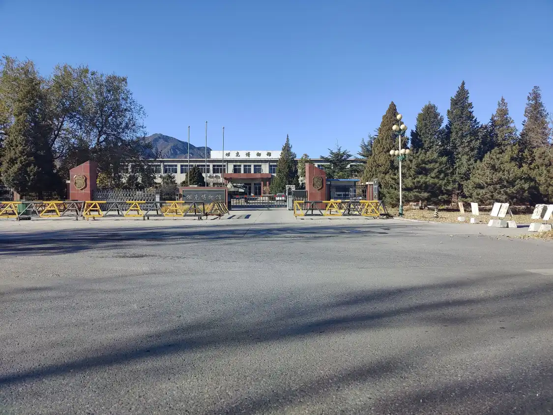 Hotels near Tank Museum