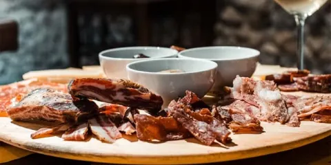 Cartiere - Banco e Cucina