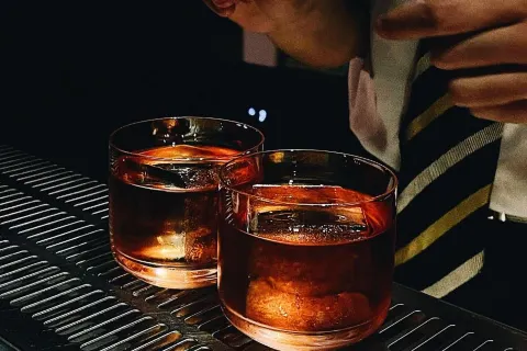 THUUB BAR