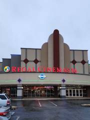 Regal Clarksville