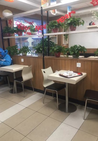 华莱士·全鸡汉堡(人民街店)