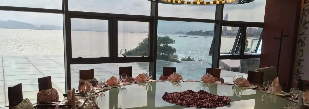 Restaurants for Views & Experiences