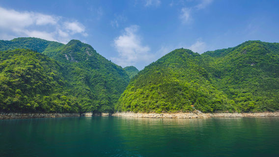 Теневой ущельй