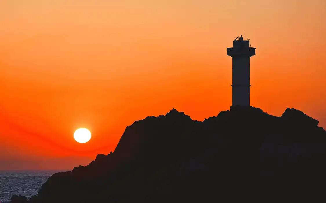 新世紀第一縷曙光照射點附近的飯店