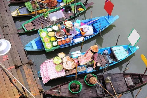Khlong Hae Floating Market