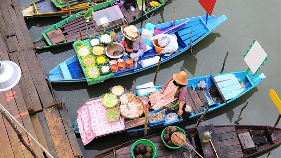 Khlong Hae Floating Market
