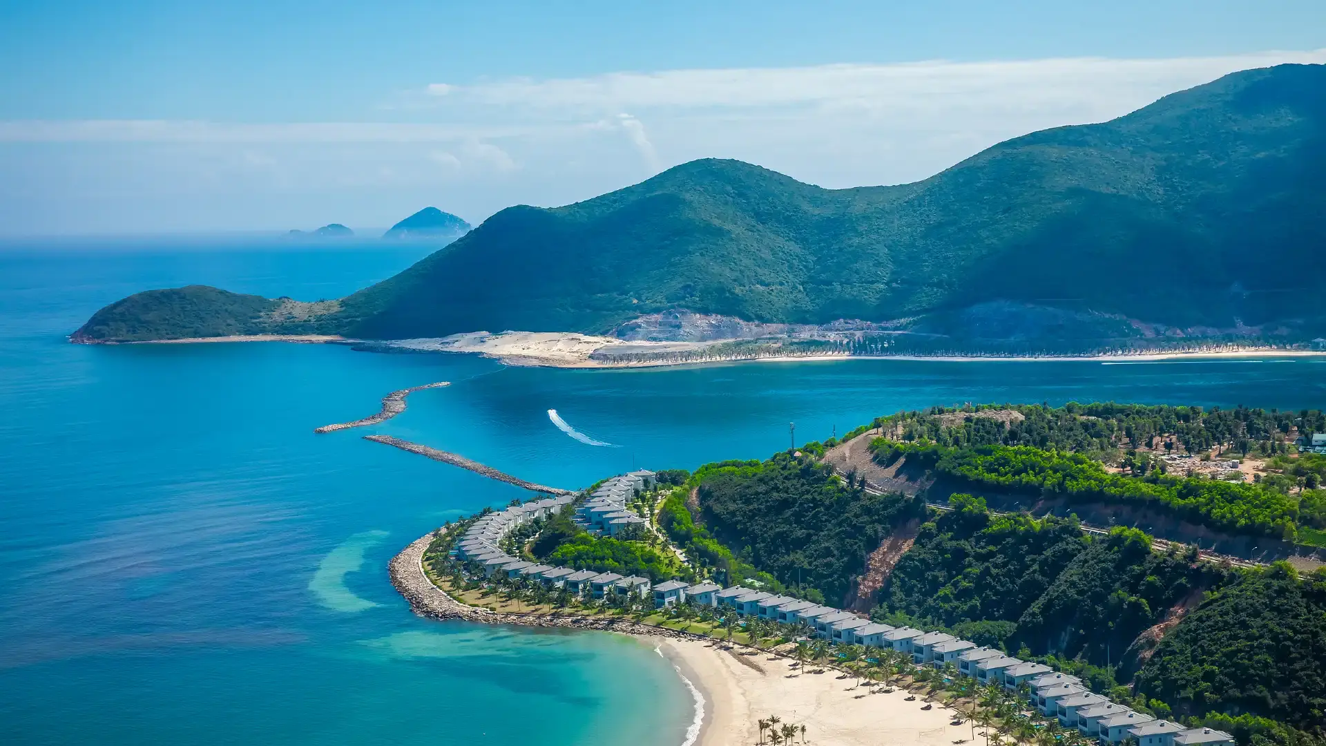 Hotels near Nha Trang Bay