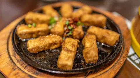 Huating Yi Hui Style Restaurant in Yi County