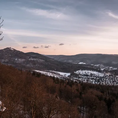 Отели рядом со станцией JR Zenibako Station