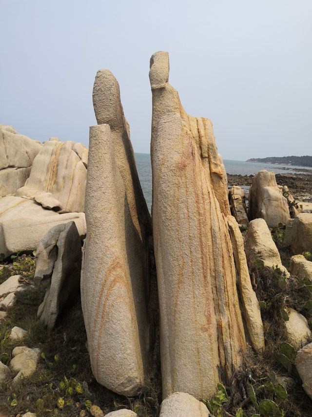 Qizi (Chess) Bay