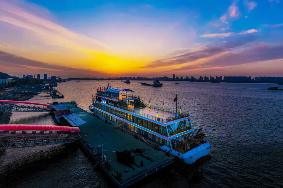 Najing Yangtze River Legend Series Cruise