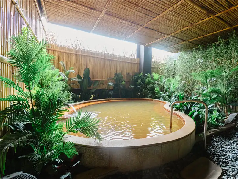 軽井沢温泉館周辺のホテル