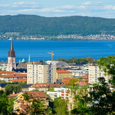 Hotels near Huskvarna bibliotek