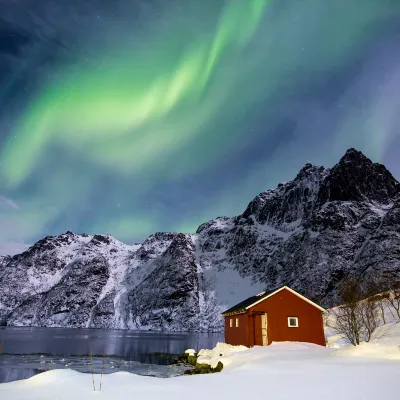 鄰近Kjerkefjorden And Reinefjorden的酒店