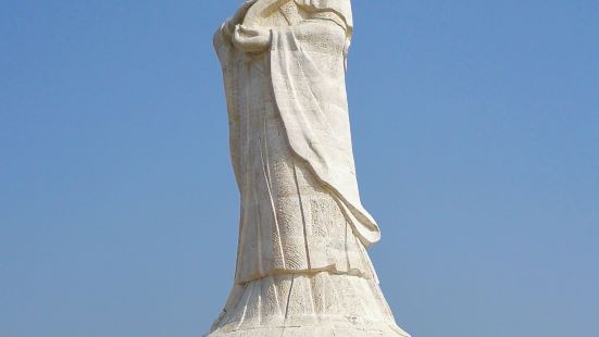 妈祖文化村从天后宫经过宝鼎广场沿着路环高顶马路往上攀登就来到