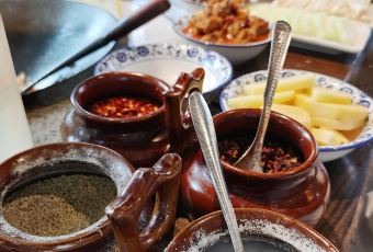 Impression Lao Zao Tai San Xia Pots (Tianmenshan Cableway Store) 여행 사진