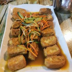 王哥四更烤乳猪店 User Photo