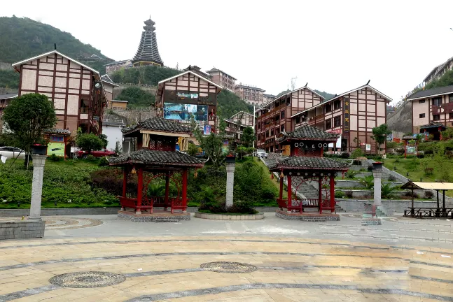 Hotels near Jiarui Square