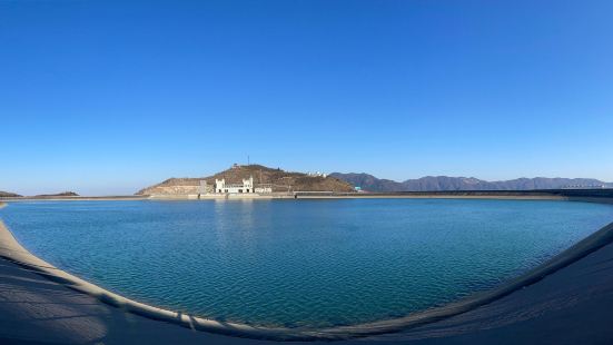 Water and Sky Observation Deck