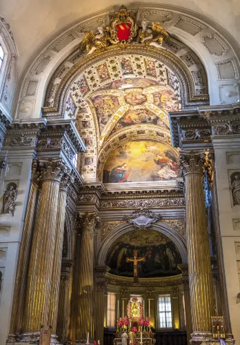 St. Peter's Basilica Church Bologna otelleri