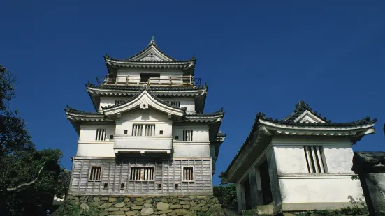 Hirado Castle