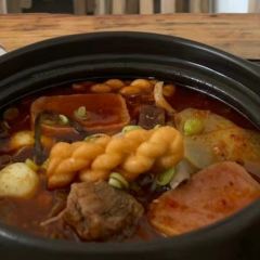 Qui Plume La Lune張用戶圖片