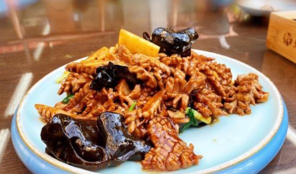 魁盛居百年鲁菜馆(中林路店)