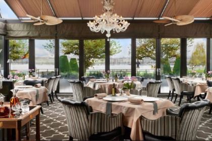 Windows Restaurant at Hotel d'Angleterre