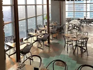 SKYE Rooftop Dining & Lounge