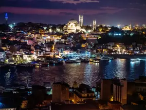 Popular Night Attractions in Türkiye