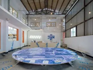 hu shi guang · yi shu sheng tai zou lang